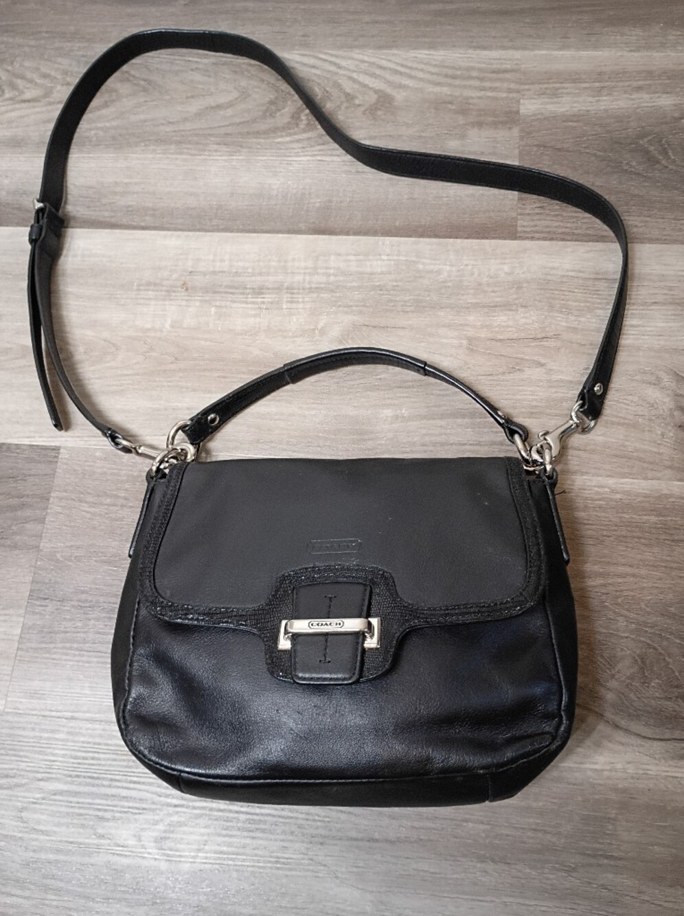 Coach Vintage 2010s Classic Black Leather Silver Hardware Buckle‎ Crossbody Bag